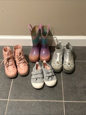 Kids Rainbow Gradient Rain Boots - Pink Purple Blue